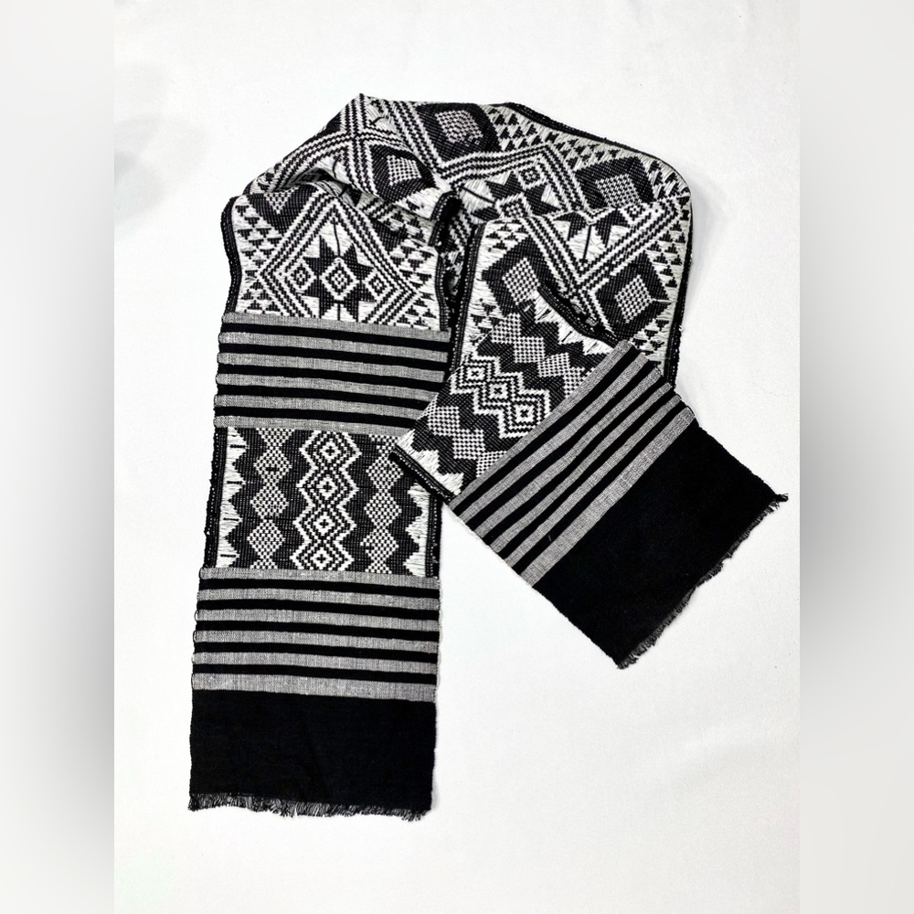 Geometric metallic black and white classic wrap scarf 63” L